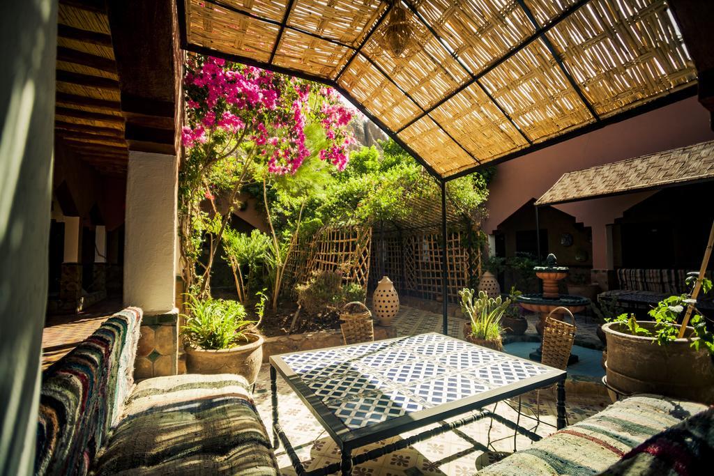 La Terrasse Des Delices Bed & Breakfast Fint Bagian luar foto