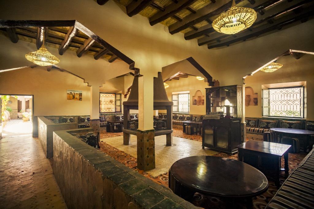 La Terrasse Des Delices Bed & Breakfast Fint Bagian luar foto