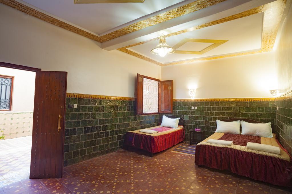 La Terrasse Des Delices Bed & Breakfast Fint Bagian luar foto