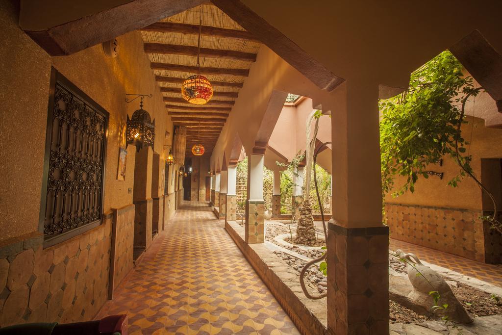 La Terrasse Des Delices Bed & Breakfast Fint Bagian luar foto